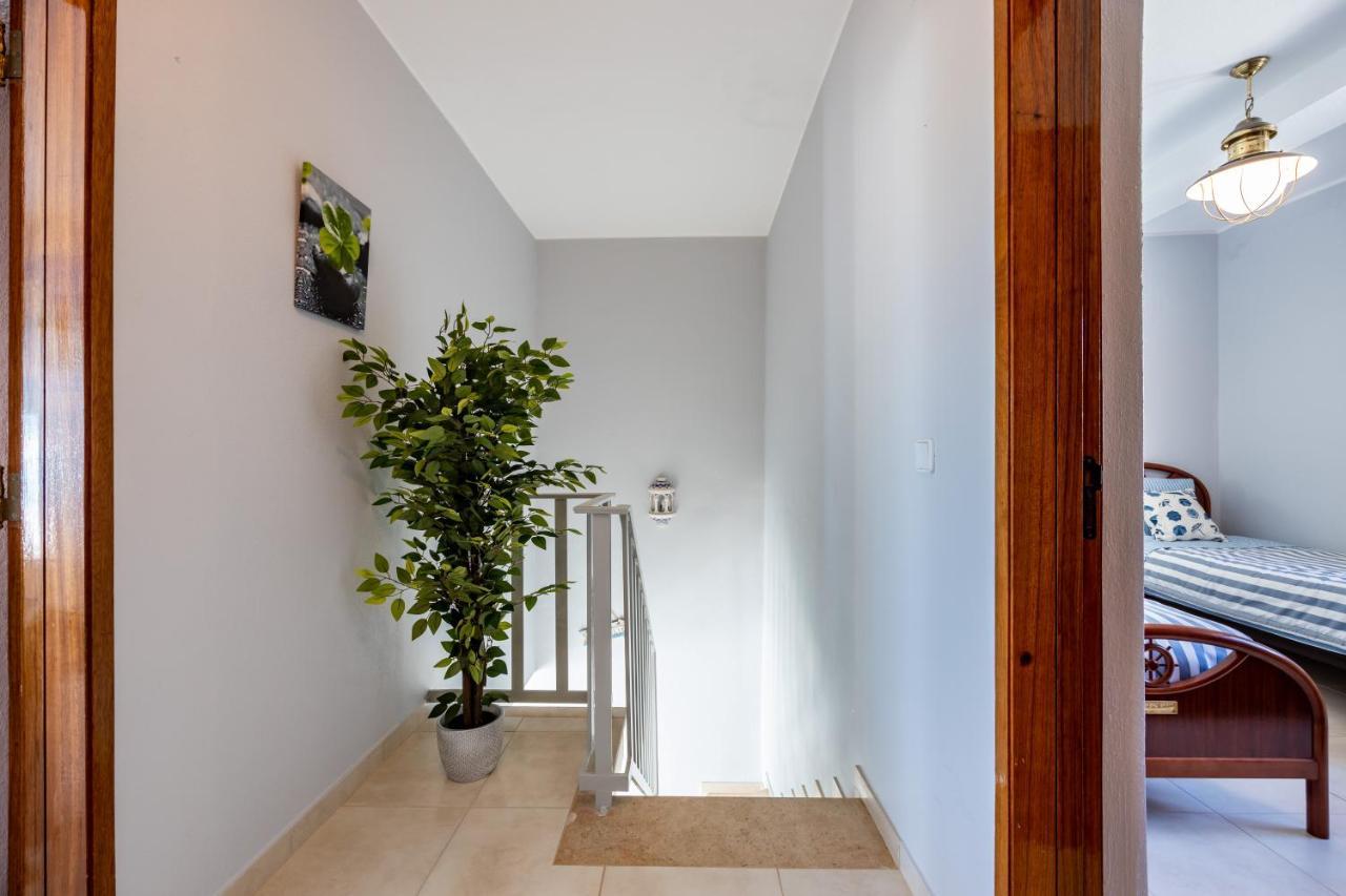 Bay View Townhouse Salema Exterior foto