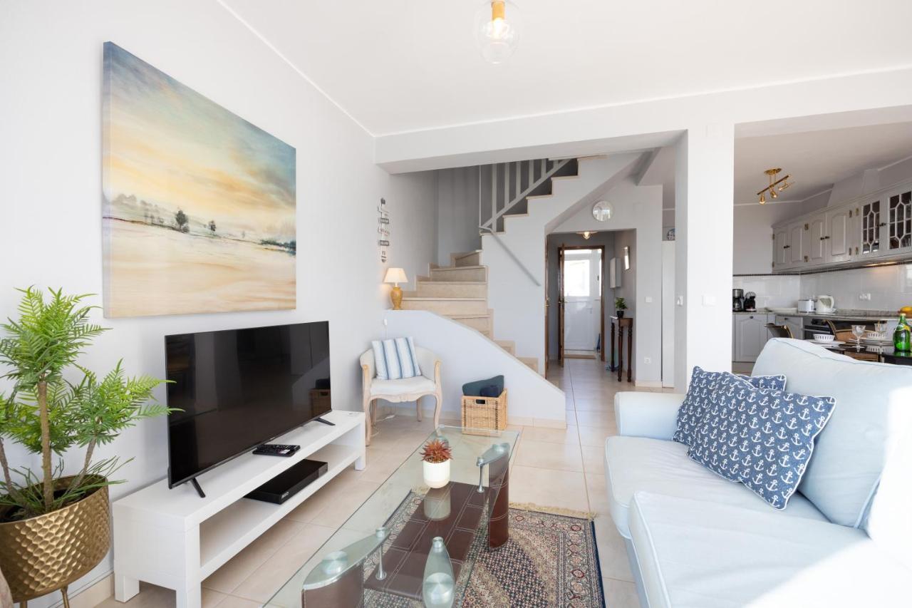Bay View Townhouse Salema Exterior foto