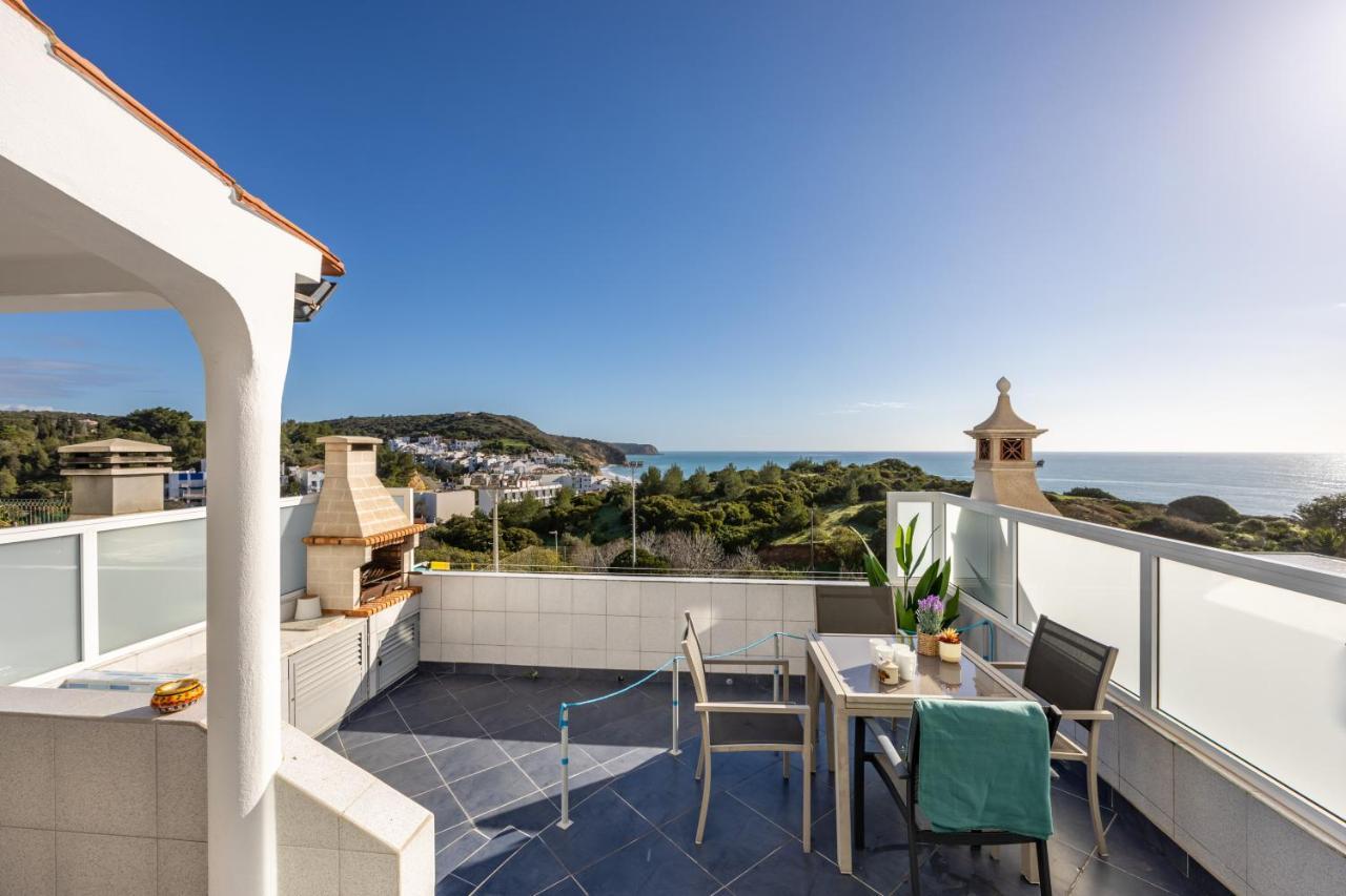 Bay View Townhouse Salema Exterior foto